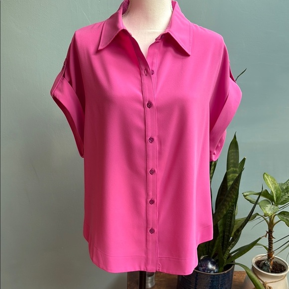 Trina Turk Pink Button-Up Blouse. Size Large - Picture 1 of 7